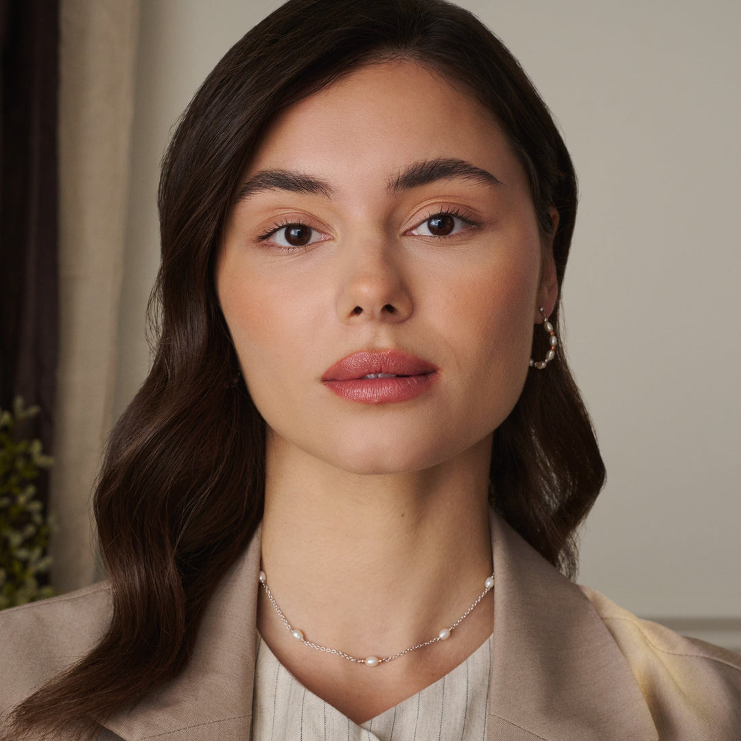 Nature's Wonder Sterling Silver Pearl Choker Necklace - Elegant Beachcomber Design