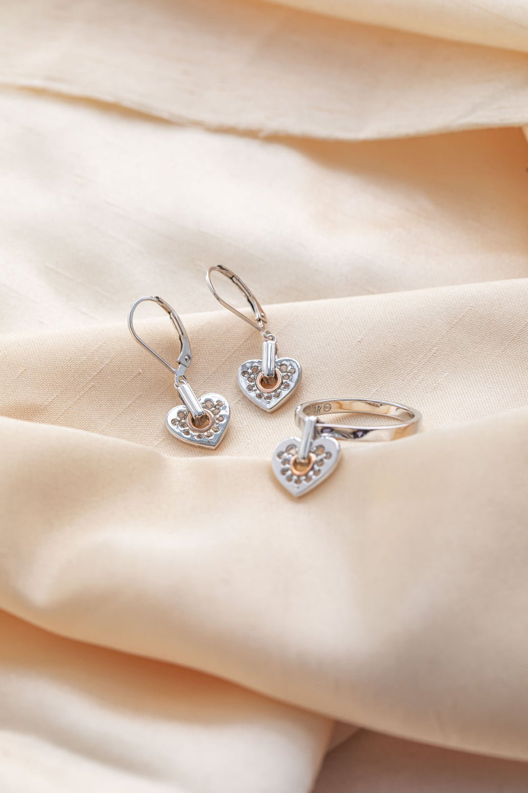Clogau Cariad Sparkle Heart Drop Earrings - MococoClogau3SCCE015051537324560Earrings