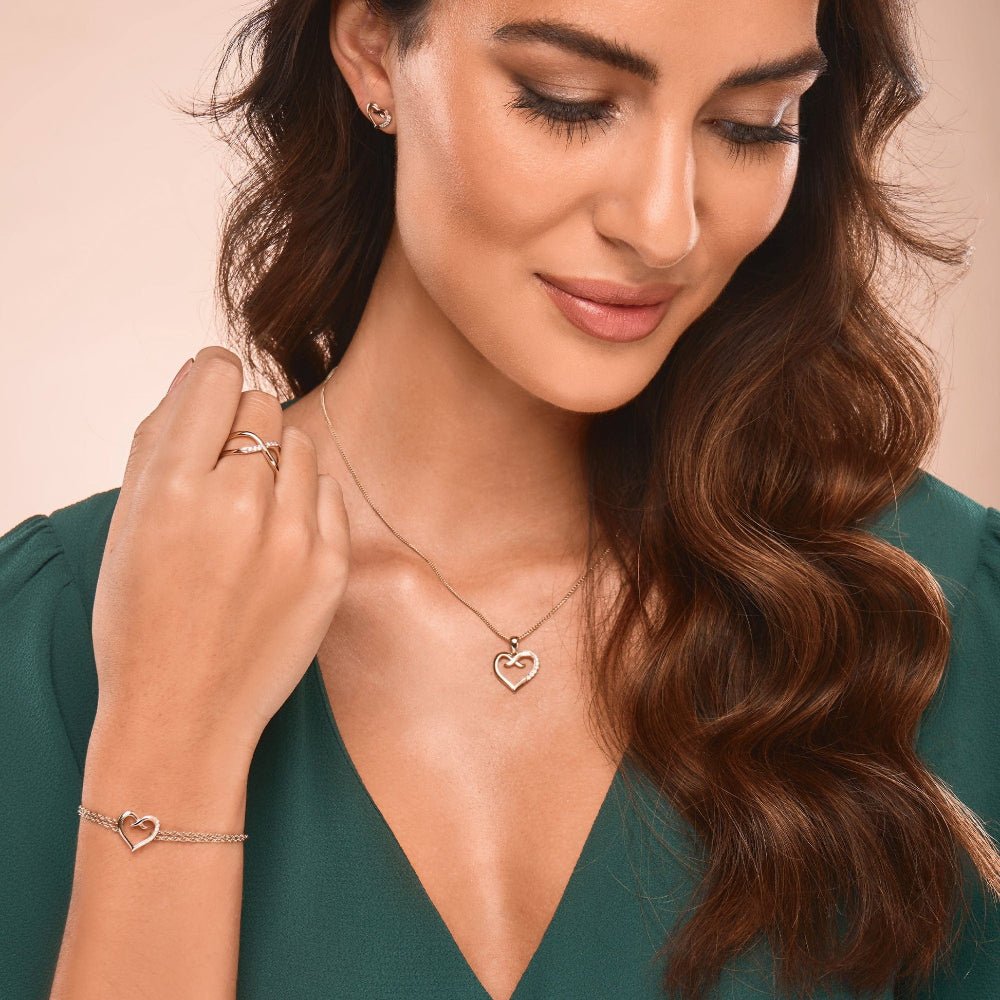 Clogau Kiss Gold and Diamond Stud Earrings - MococoClogauCGKDSE5051537332244Earrings