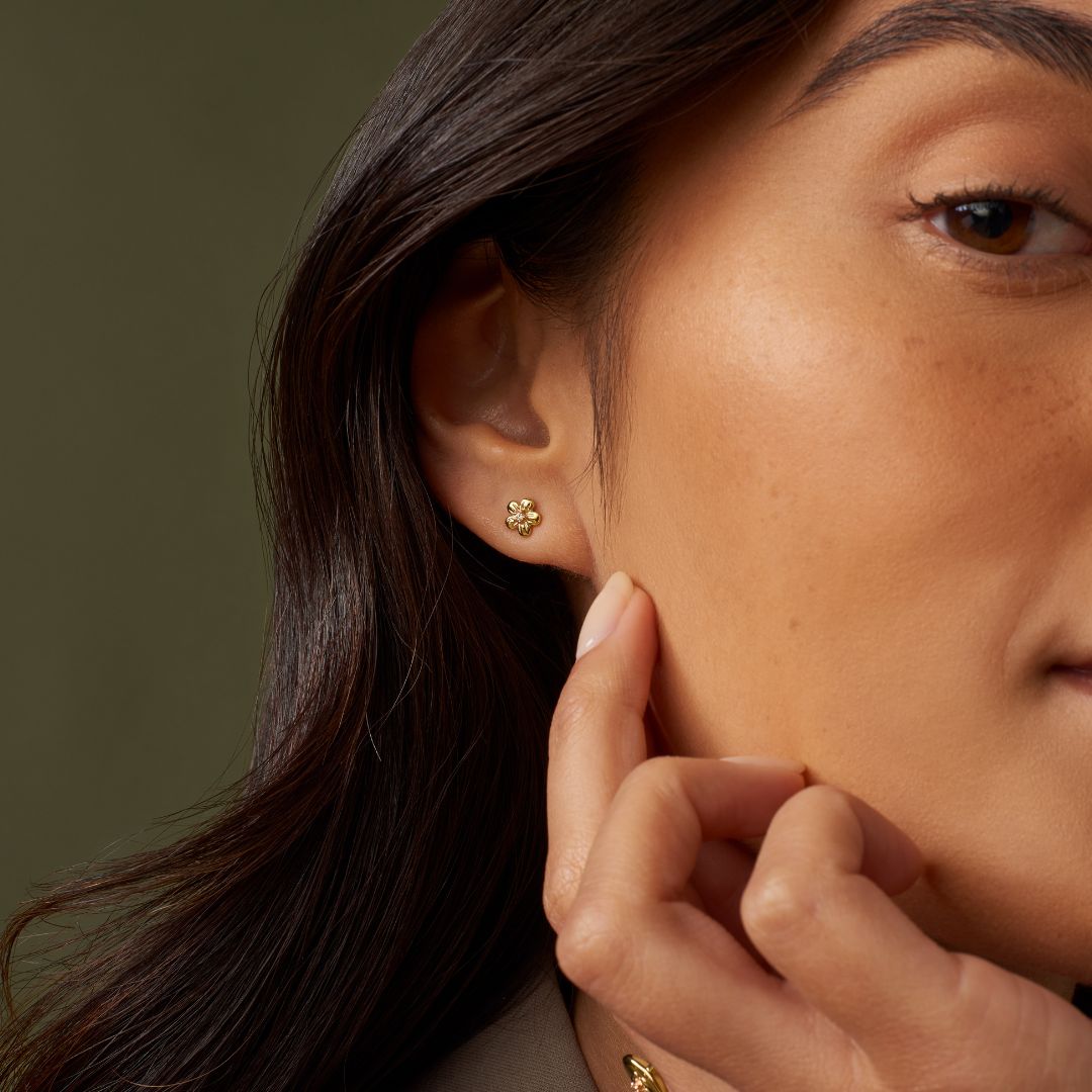 Clogau Solid Gold Forget Me Not Stud Earrings With Diamond - MococoClogauGFMN07635051537385844Earrings