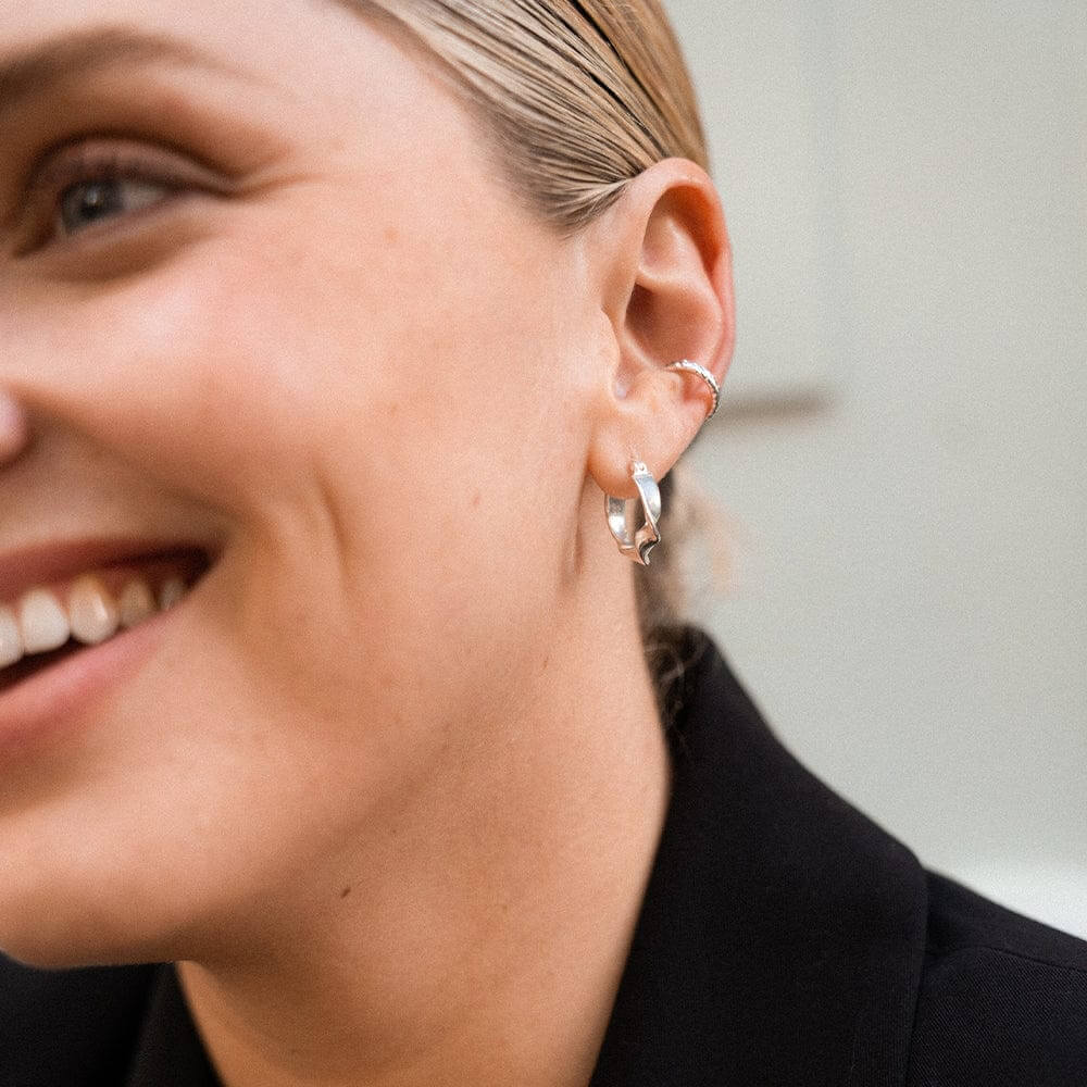 Daisy London Silver Estee Lalonde Flow Hoop Earrings - MococoDaisy London5ELE53_SLVEarrings