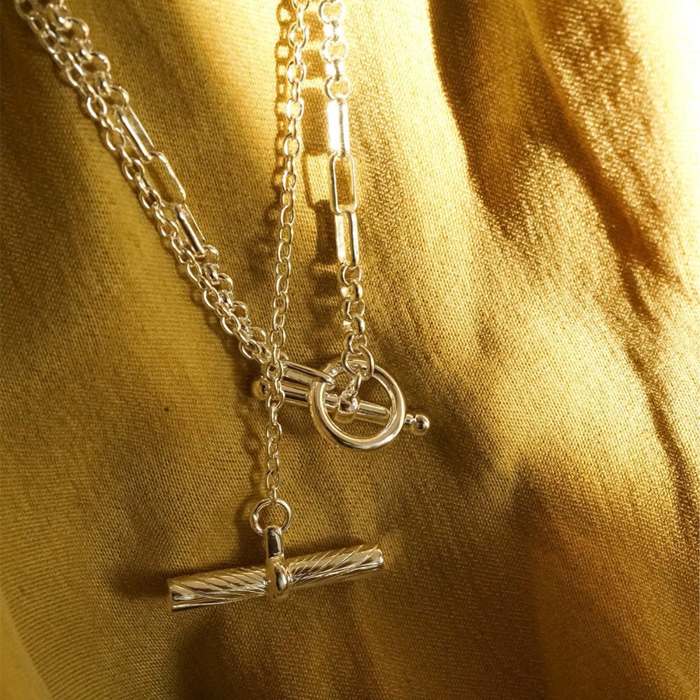 Daisy London Silver Estee Lalonde Interlock Chain Necklace - MococoDaisy London3ELN29_SLVNecklaces