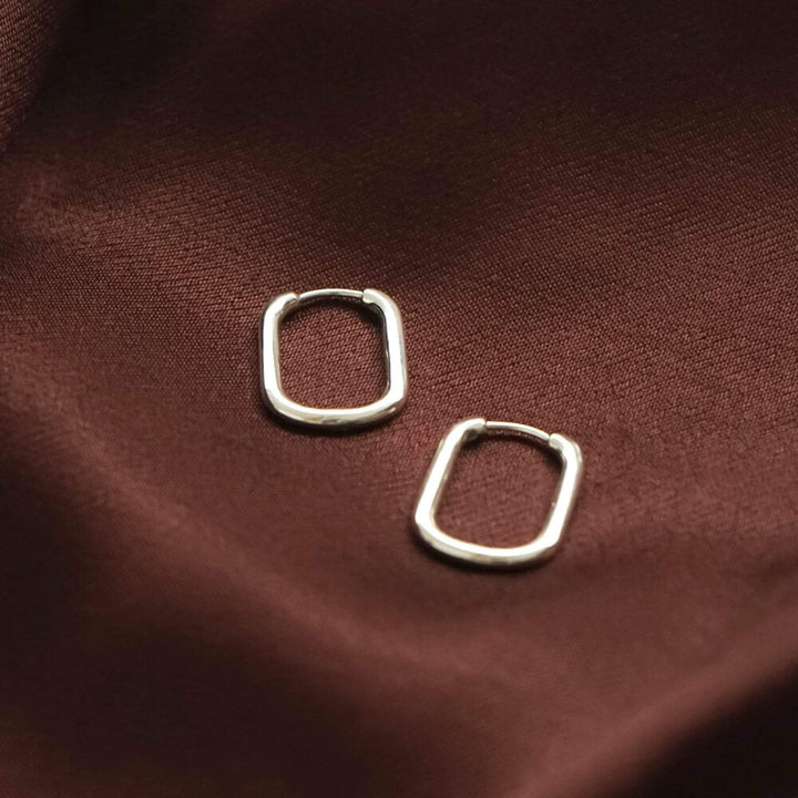 Daisy London Silver Estee Lalonde Mini Square Hoop Earrings - MococoDaisy London4ELE41_SLVEarrings