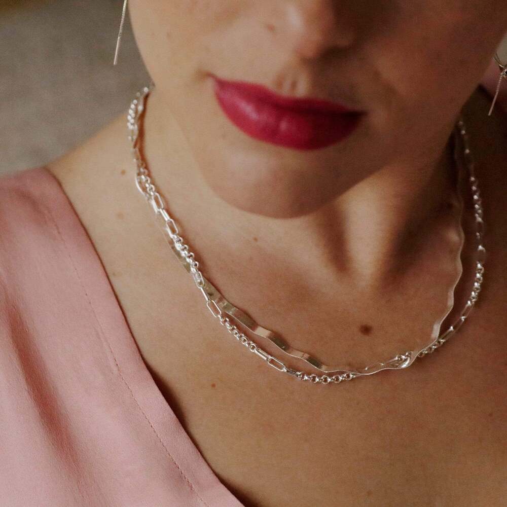 Daisy London Silver Estee Lalonde Wavy Snake Chain Necklace - MococoDaisy London3ELN27_SLVNecklaces