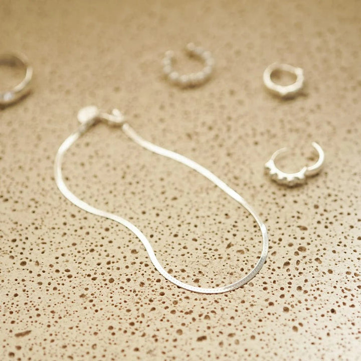 Daisy London Silver Fine Snake Chain Bracelet - MococoDaisy LondonSBR06_SLVBracelets