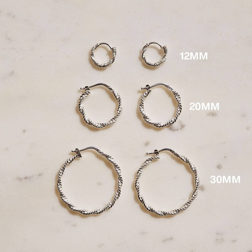 Daisy London Silver Rope Twist Huggie Hoop Earrings - MococoDaisy LondonE3107_SLVEarrings
