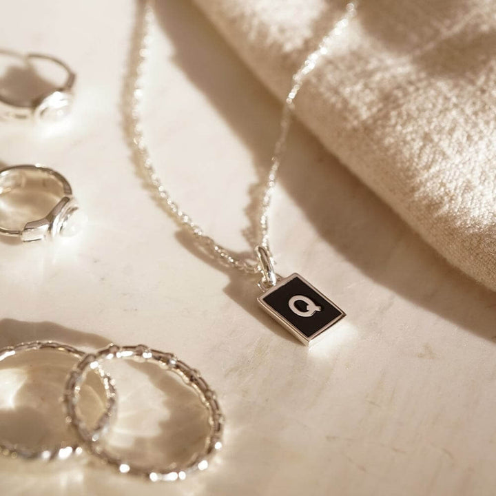 Daisy London Sterling Silver Letter Q Personalised Initial Necklace - MococoDaisy LondonBETQ_SLVNecklaces