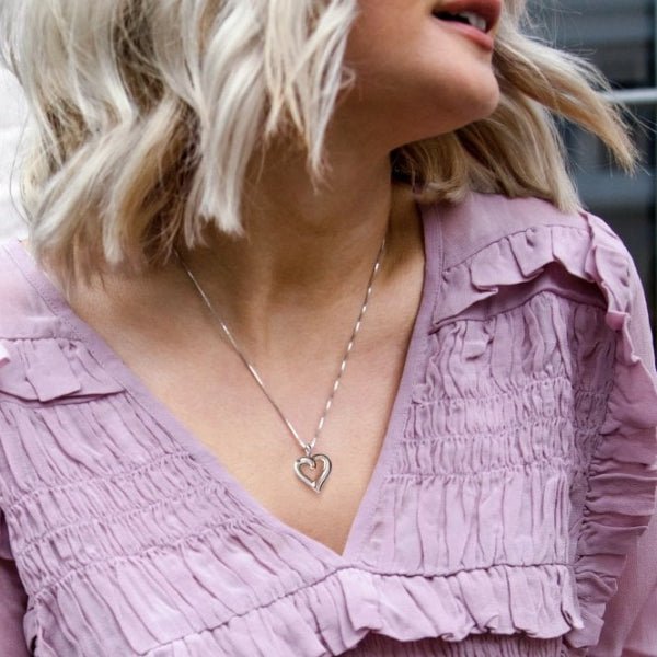 Hot Diamonds 18CT Rose Gold Plate and Silver Elegant Pendant - MococoHot DiamondsDP6875055069034829Necklaces