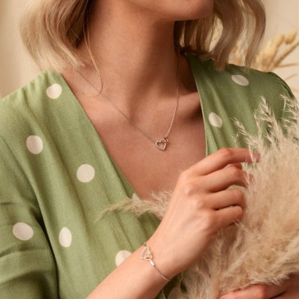 Hot Diamonds 18CT Rose Gold Plate and Silver Togetherness Open Heart Pendant - MococoHot DiamondsDP7325055069039350Necklaces