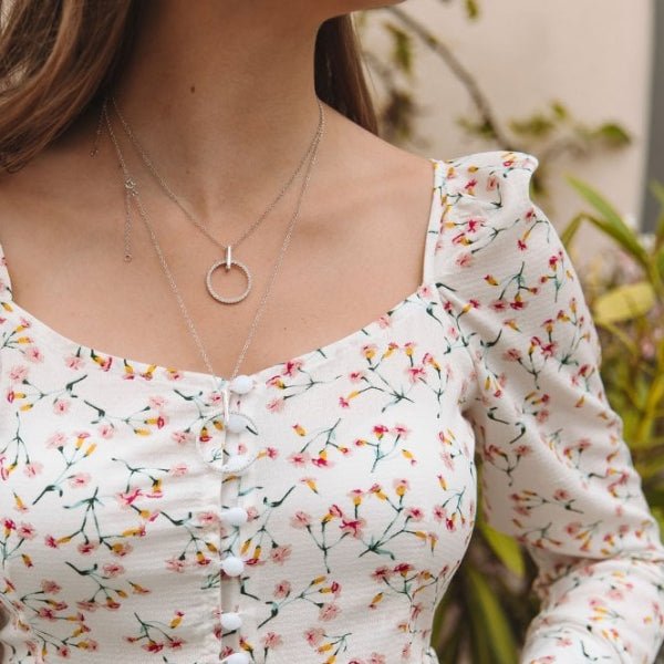 Hot Diamonds Silver Constant Circle Pendant - 25 mm - MococoHot DiamondsDP7185055069036908Necklaces