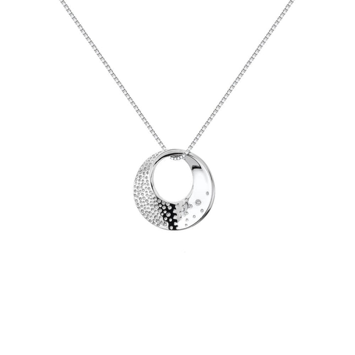 Hot Diamonds Silver Quest Circle Pendant Necklace - MococoHot DiamondsDP786Necklaces