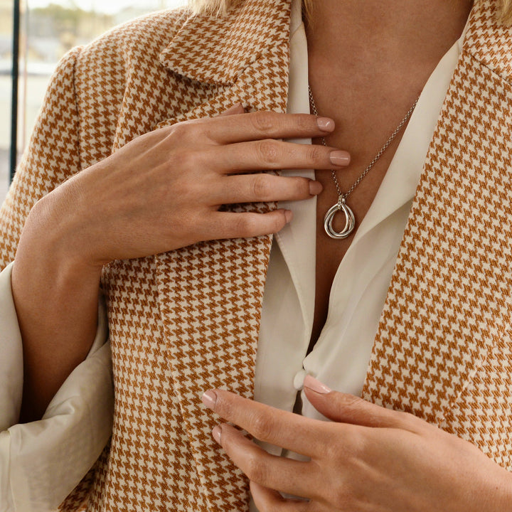 Hot Diamonds Silver Trio Teardrop Pendant Necklace - MococoHot DiamondsDP7795055069043548Necklaces