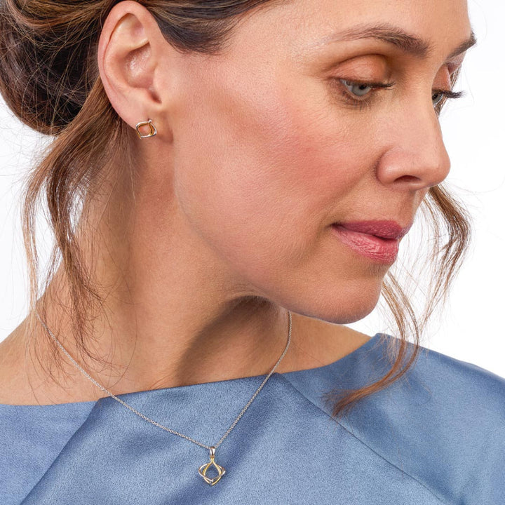 Kit Heath Alicia Golden Mini Necklace image 2