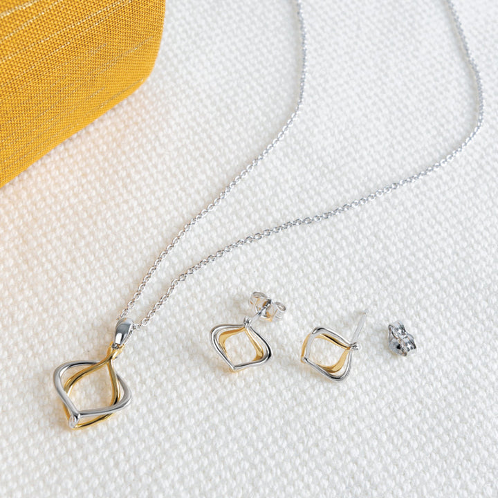 Kit Heath Alicia Golden Petite Stud Earrings image 2