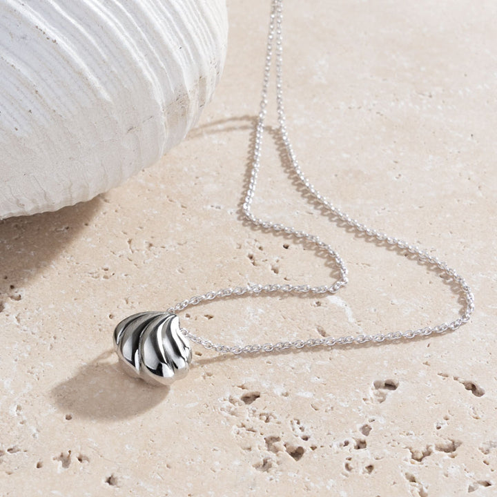 Kit Heath Oceane Shell Echo Rounded Necklace image 3