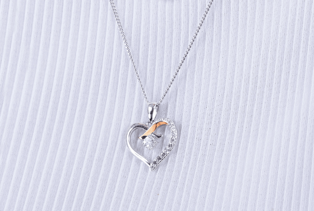 Clogau Kiss Silver Heart Pendant Necklace - MococoClogau3SCGKP5051537301684Necklaces