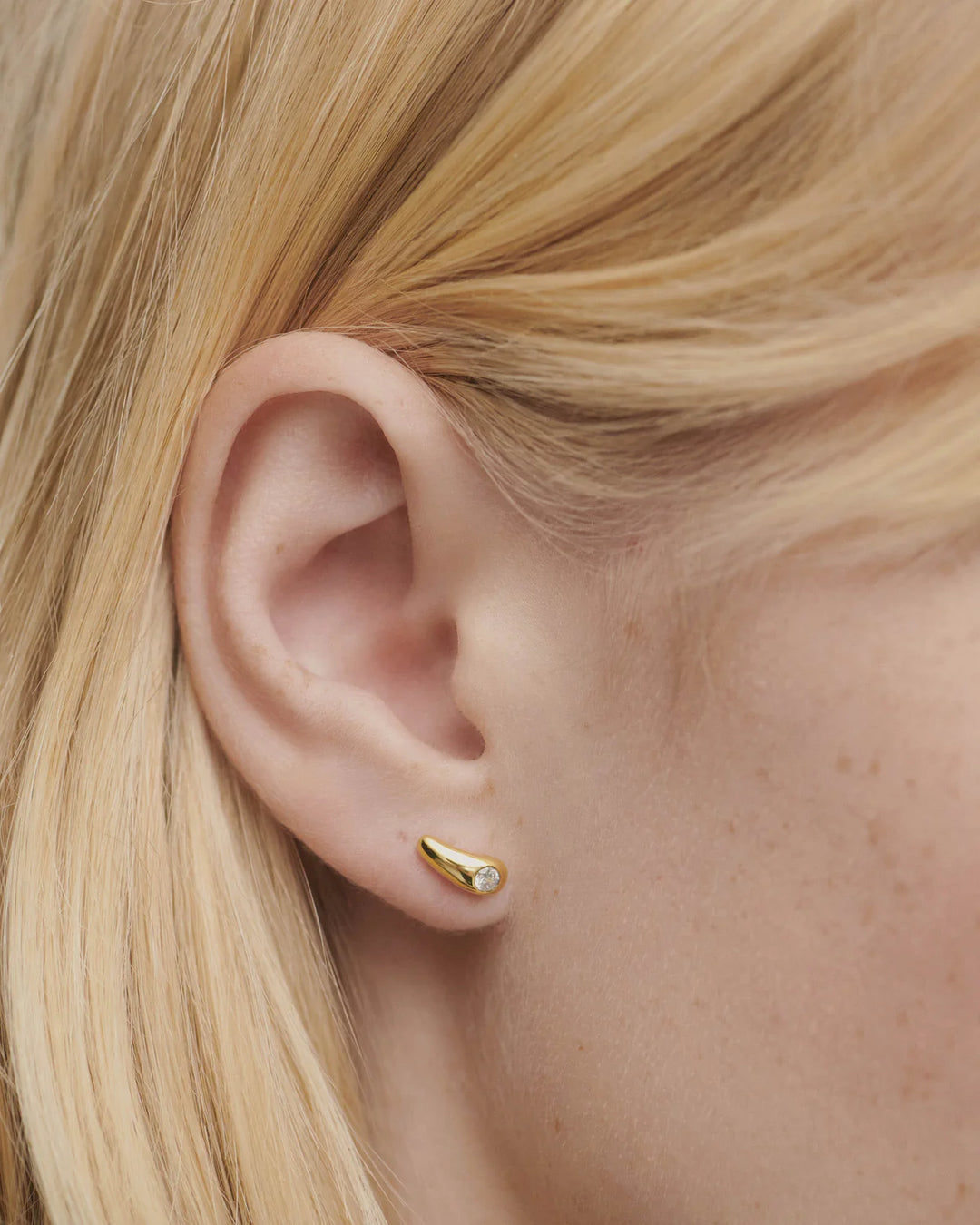 PDPAOLA Gold Serena Stud Earrings