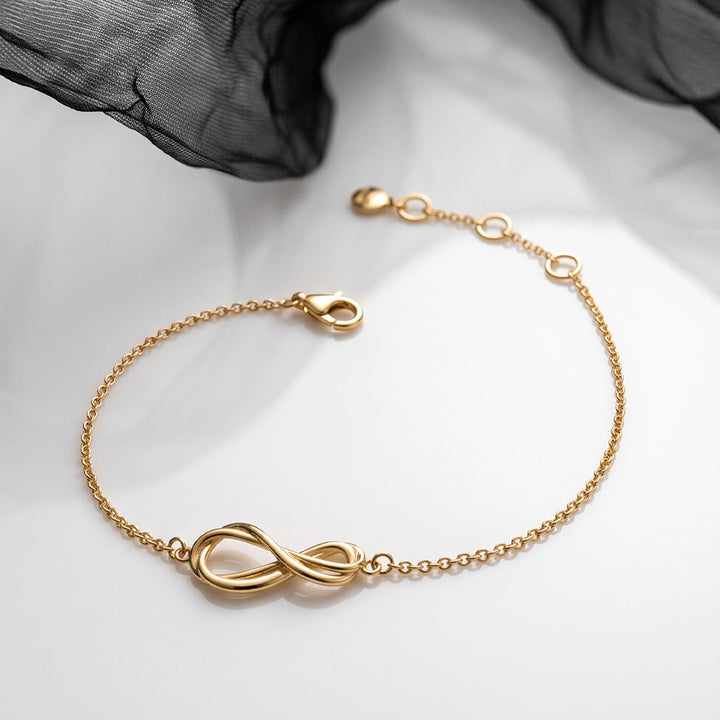 Kit Heath Gold Mini Infinity Bracelet