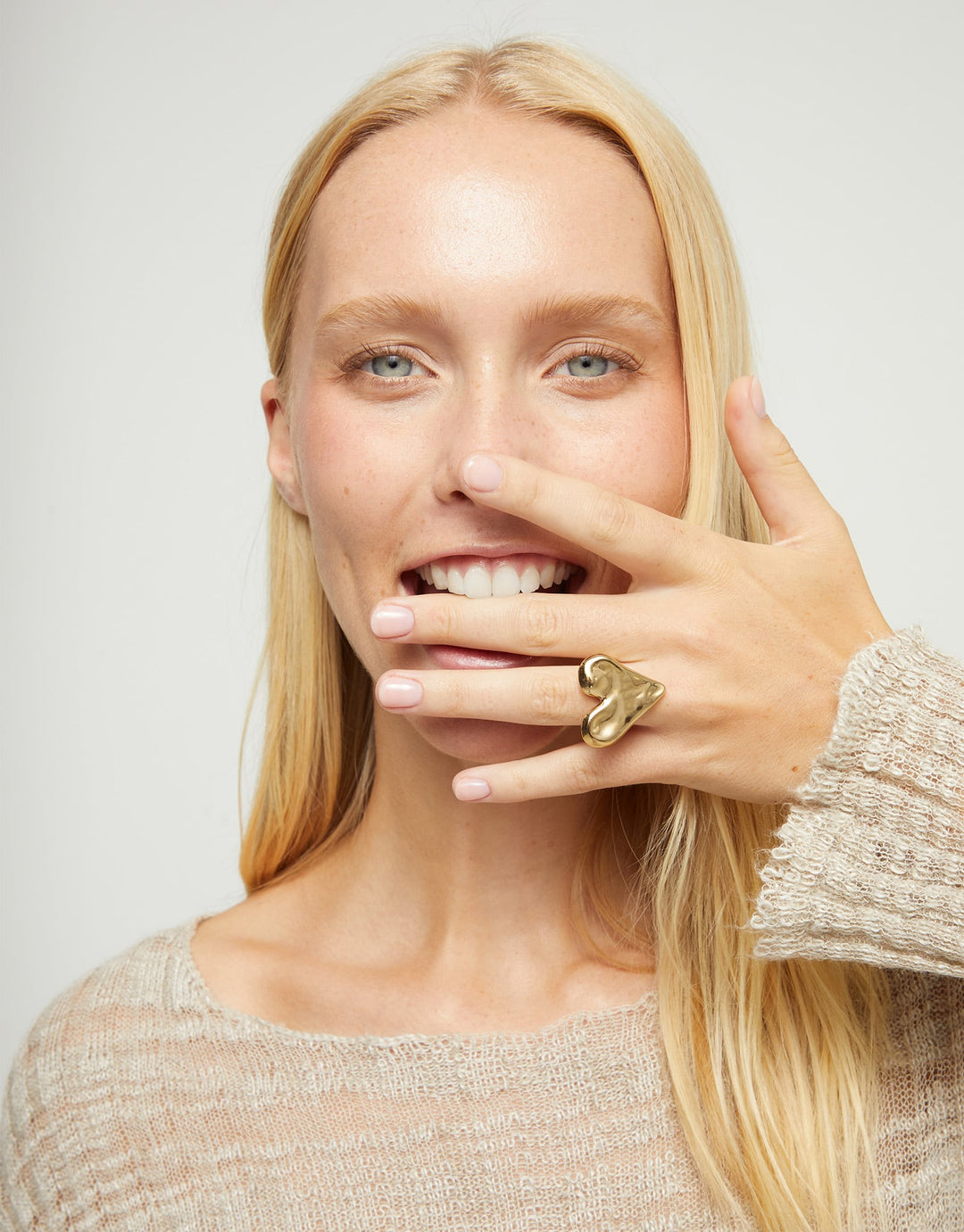 UNOde50 Maxi Heart Shape Ring Gold Plated