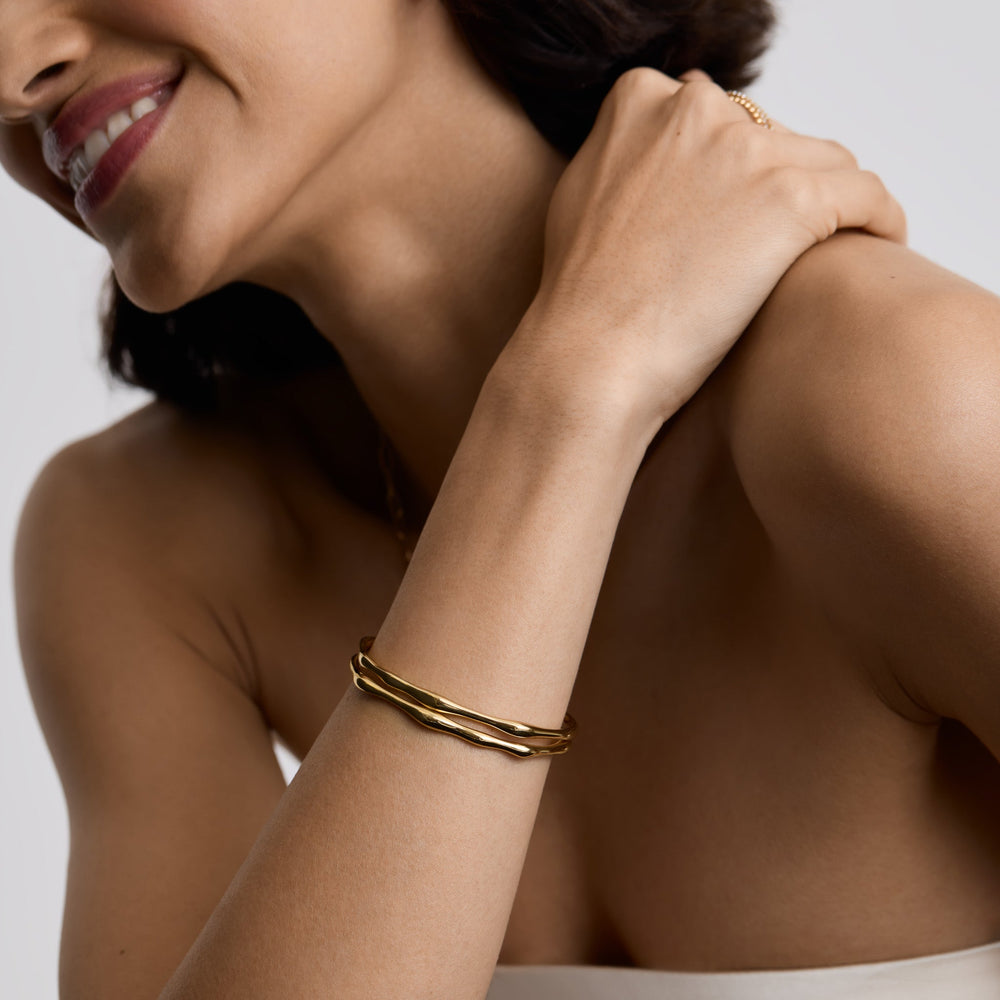 https://cdn.shopify.com/s/files/1/0481/1984/0936/files/Bamboo_bangle_normal_-_20_1.jpg?v=1752491501