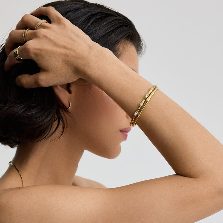 D.Louise Bamboo Bangle With Stones Gold - Mococo