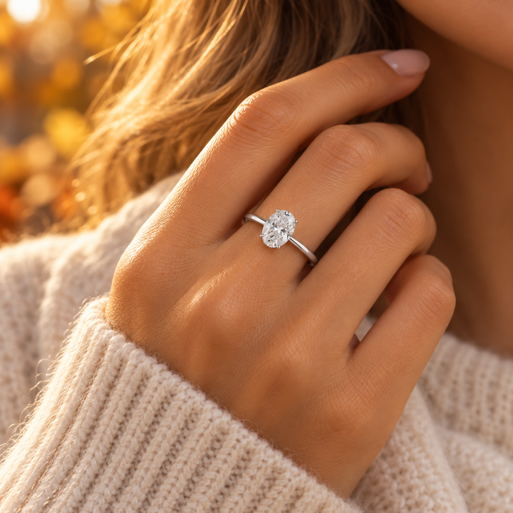Mococo Fine 9ct White Gold Oval Solitaire Ring