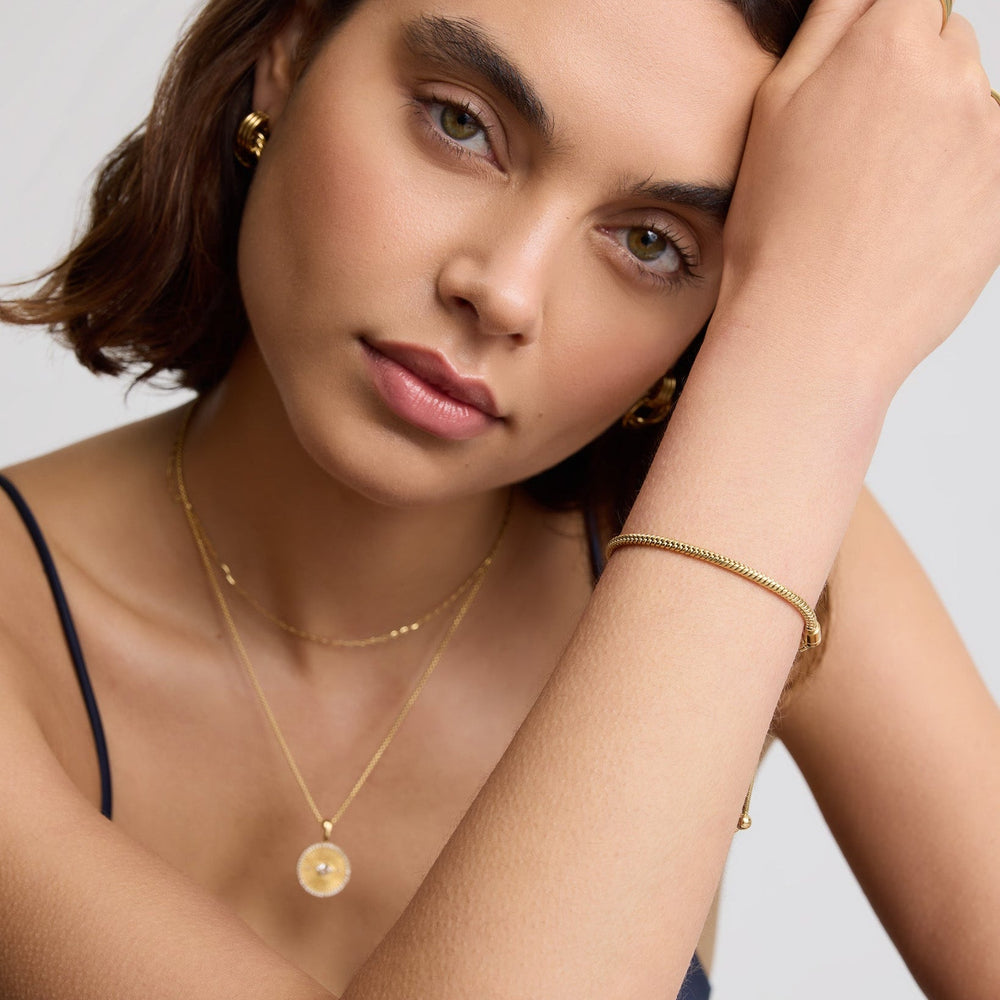 D.Louise Classic Friendship Bracelet Gold - Mococo