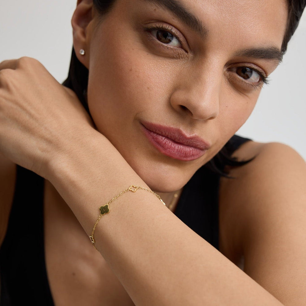 https://cdn.shopify.com/s/files/1/0973/8875/7256/files/Clover_bracelet_-_1.jpg?v=1778198606