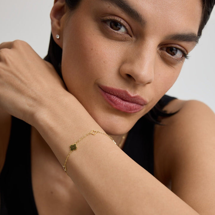 https://cdn.shopify.com/s/files/1/0973/8875/7256/files/Clover_bracelet_-_1.jpg?v=1778198606