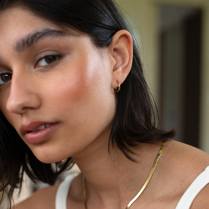 D.Louise Gold Extra Small Hoop Earrings - Mococo