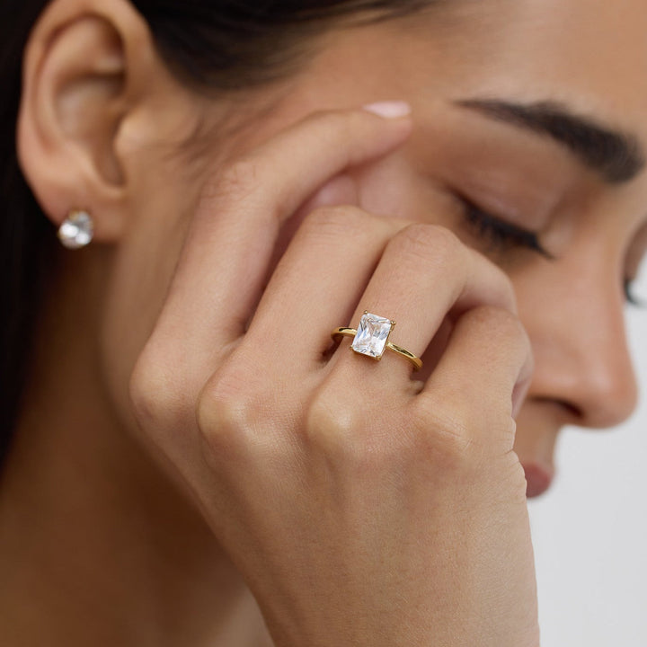 Sanderson 2ct Emerald Cut Solitaire Ring Diamond-Inspired Travel Design