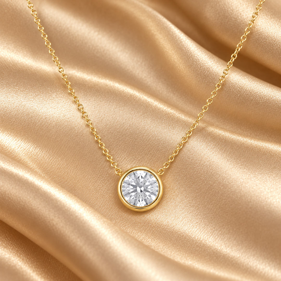 Mococo Fine 9ct Gold 1ct Round Diamond Necklace