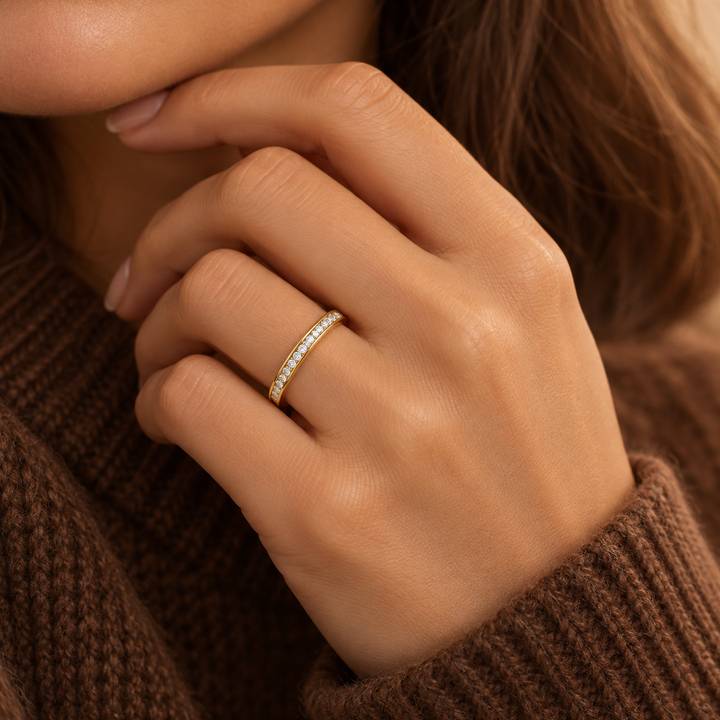 Mococo Fine 9ct Yellow Gold Eternity Ring