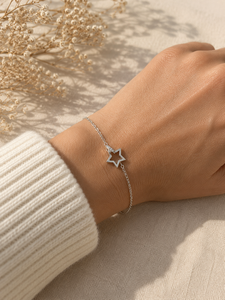 Ola Silver Interlocking Star Bracelet