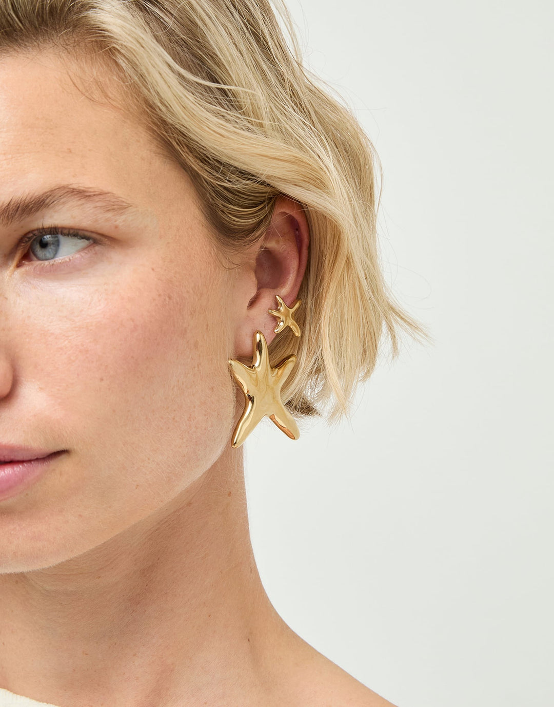 UNOde50 Large Starfish-Shaped Earrings 18k Gold Plated