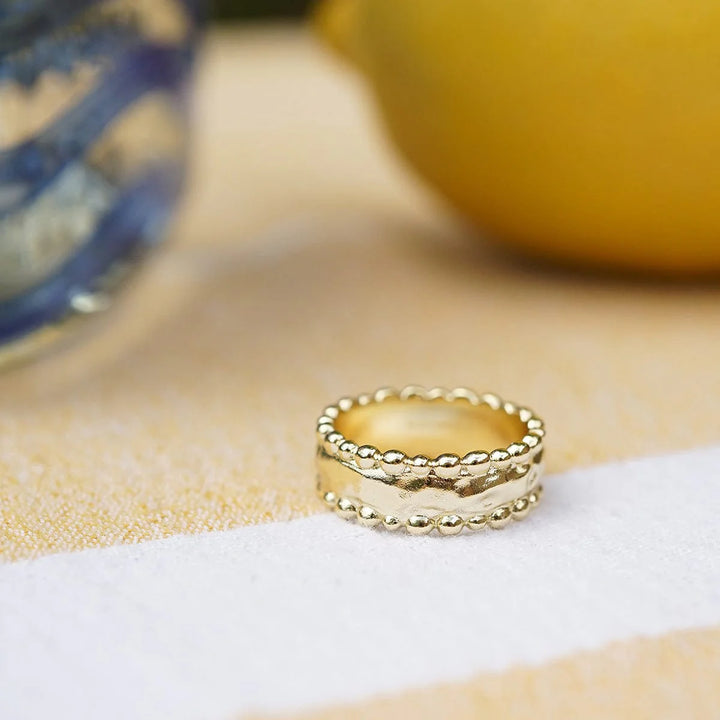 Daisy Amulet Band Ring