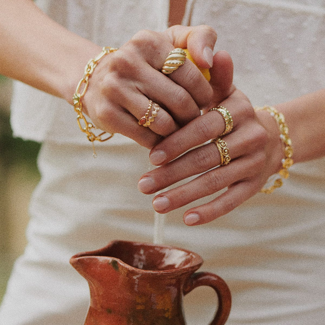 Daisy Amulet Dome Ring