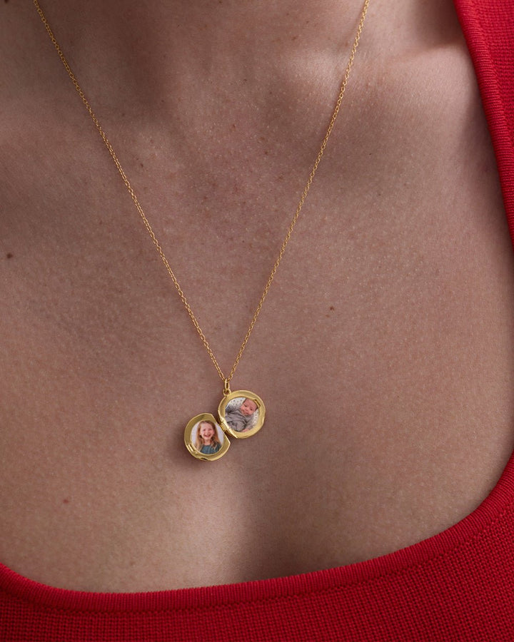 Astley Clarke 18k Gold Plated Biography Midi Locket Necklace - MococoAstley Clarke63080YNON