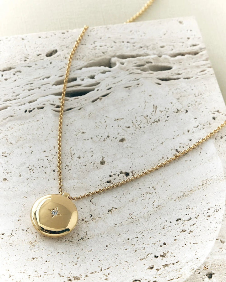 Astley Clarke Biography Medium Locket Necklace - MococoAstley Clarke42044SNONOSNecklace