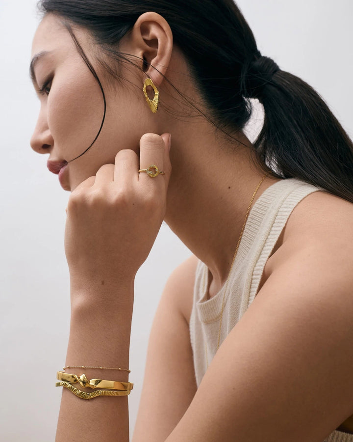 Astley Clarke Gold Aurora Bead - Detail Chain Bracelet - MococoAstley Clarke57035YNOBOSBracelet