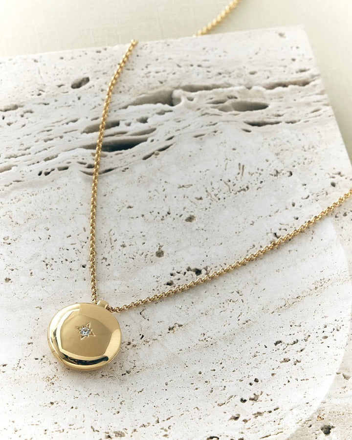 Astley Clarke Gold Biography Medium Locket Necklace - MococoAstley Clarke42044YNONOSNecklace