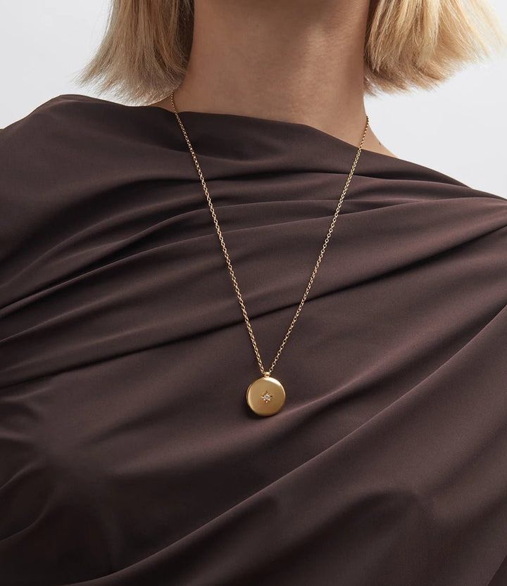 Astley Clarke Gold Biography Medium Locket Necklace - MococoAstley Clarke42044YNONOS-22-24"Necklaces