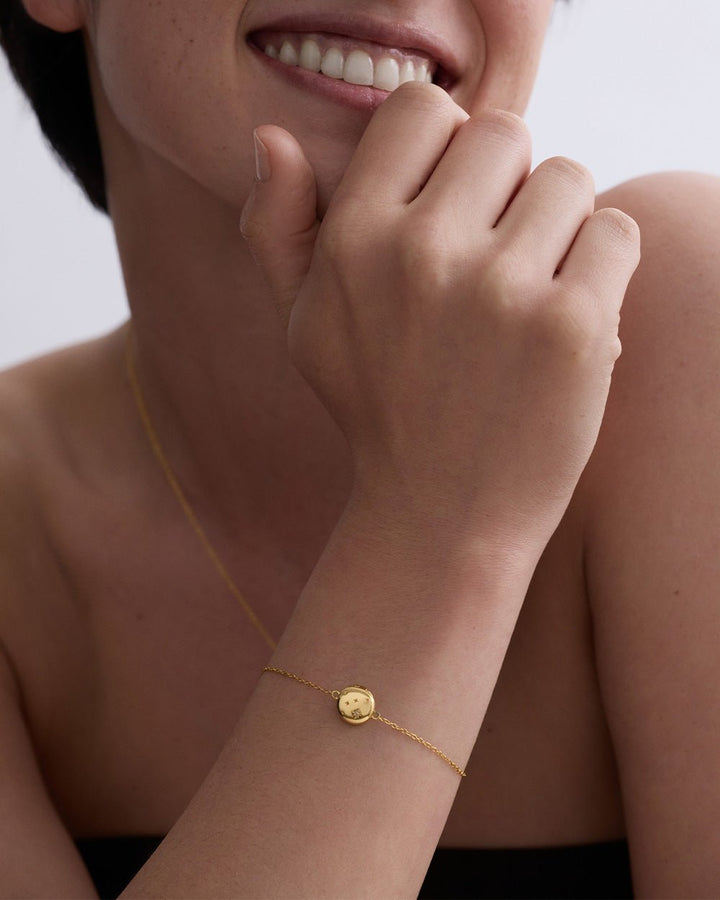 Astley Clarke Gold Celestial Tiny Star Locket Bracelet - MococoAstley Clarke63081YNOB5060504757607Bracelets