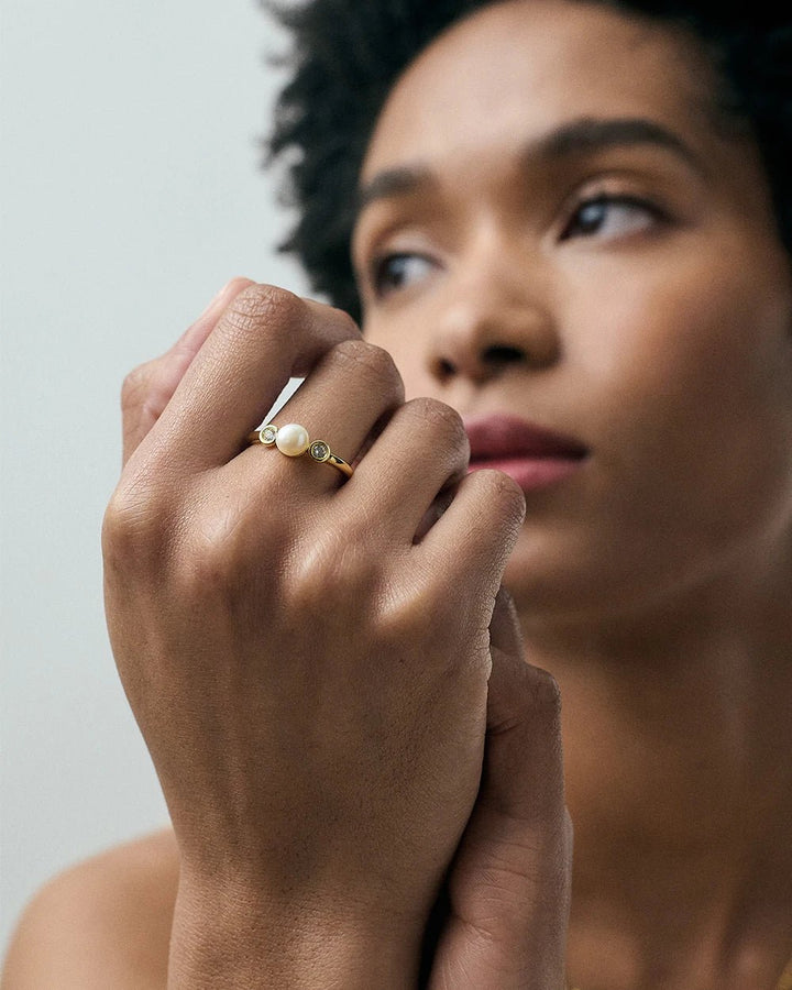 Astley Clarke Gold Pearl and Sapphire Ring - MococoAstley Clarke61034YWTR60Ring