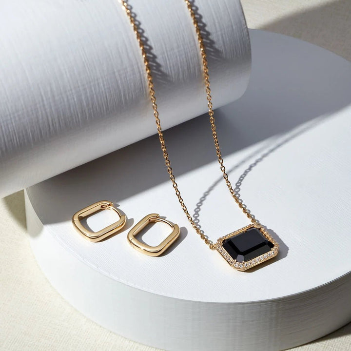 Astley Clarke Gold Vermeil Celestial Small Oblong Huggie Earrings - MococoAstley Clarke51141YNOEOSEarrings