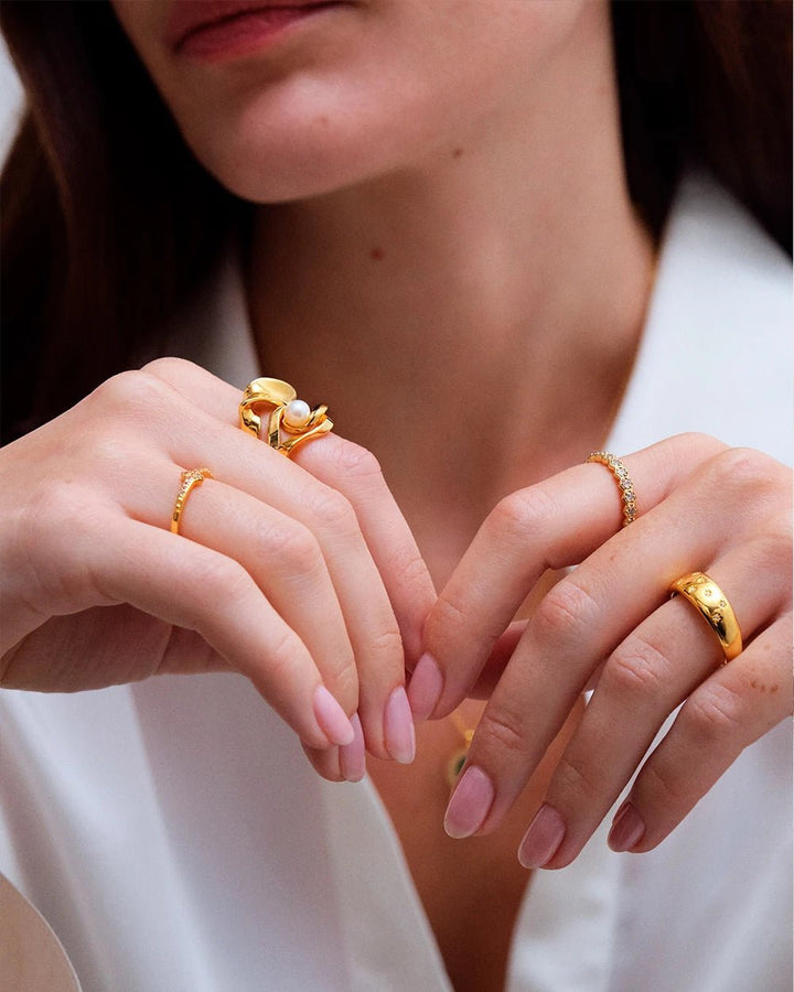 Astley Clarke Gold Vermeil Celestial Wide Band White Sapphire Ring - MococoAstley Clarke52002YNOR70Ring