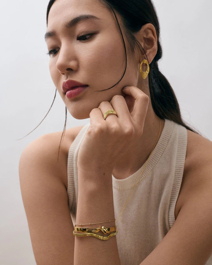 Astley Clarke Gold Vermeil Raye Cuff Bangle - MococoAstley Clarke60056YNOBOSBracelets