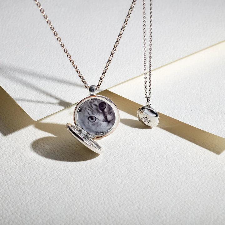 Astley Clarke Silver Biography Medium Locket Necklace - MococoAstley Clarke42044SNONOS-20-22"Necklaces
