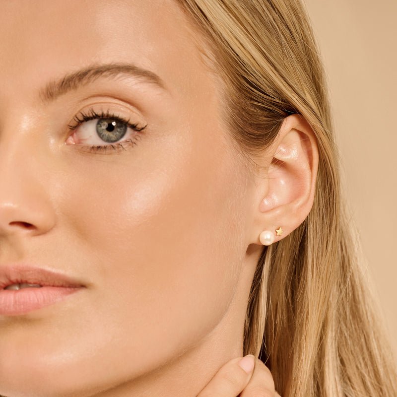 Blush 14ct Solid Gold Star Stud Earrings - MococoBlush7247YGOEarrings