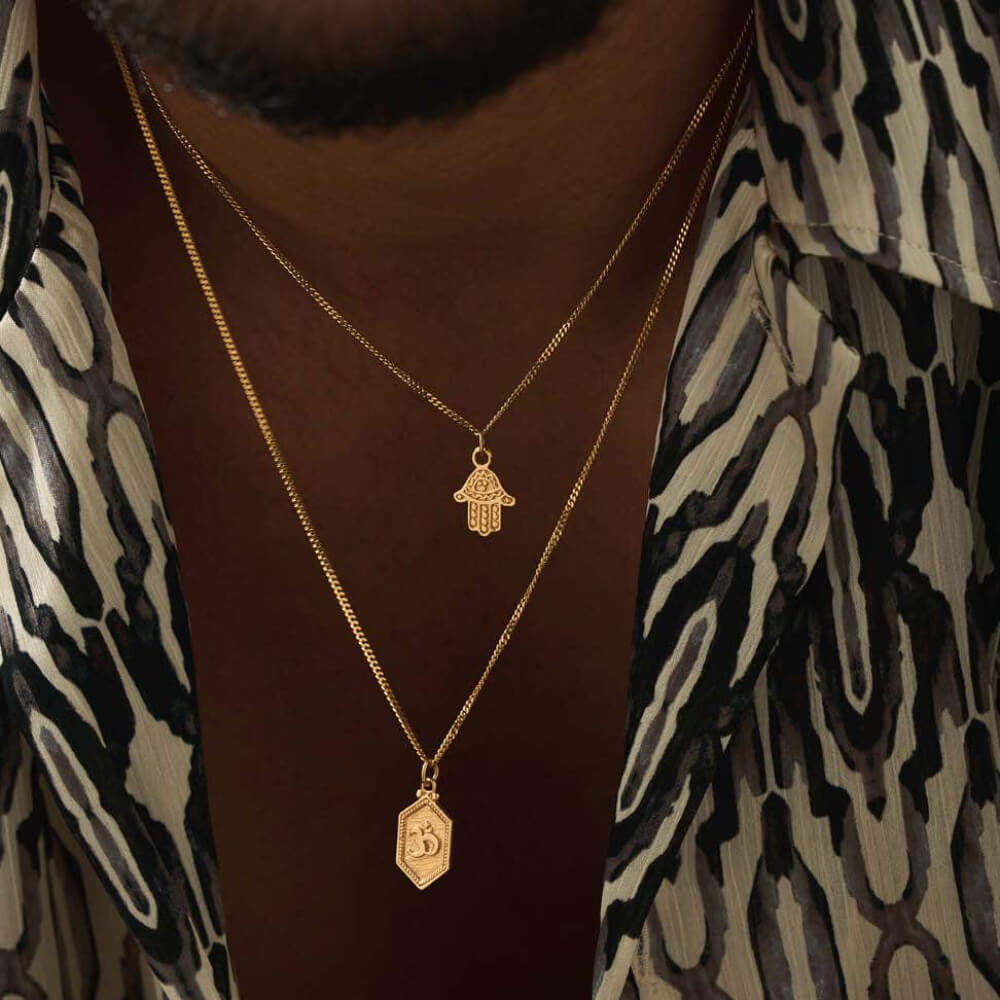 ChloBo 18CT Gold Plated Men's Curb Chain Hamsa Necklace - MococoChloBoGNCC1615M9506921418753Necklaces